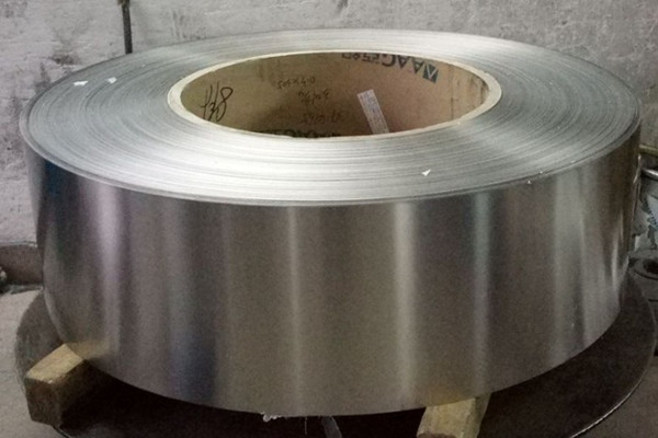 2025年精密不銹鋼帶行業(yè)迎來(lái)黃金發(fā)展期,技術(shù)創(chuàng)新與產(chǎn)能擴(kuò)張并進(jìn)